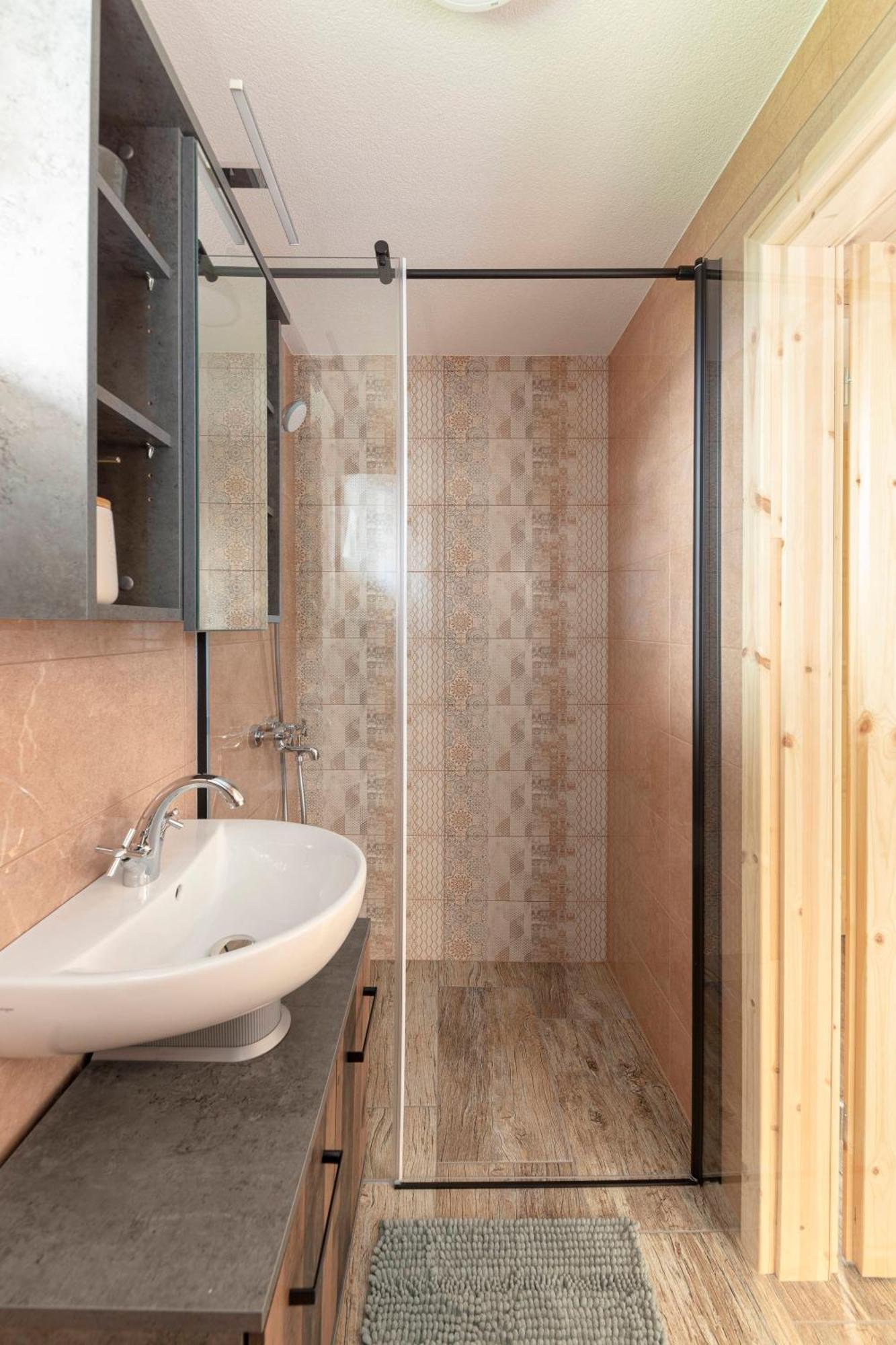 Pr' Koncovc Apartment Kranj Luaran gambar